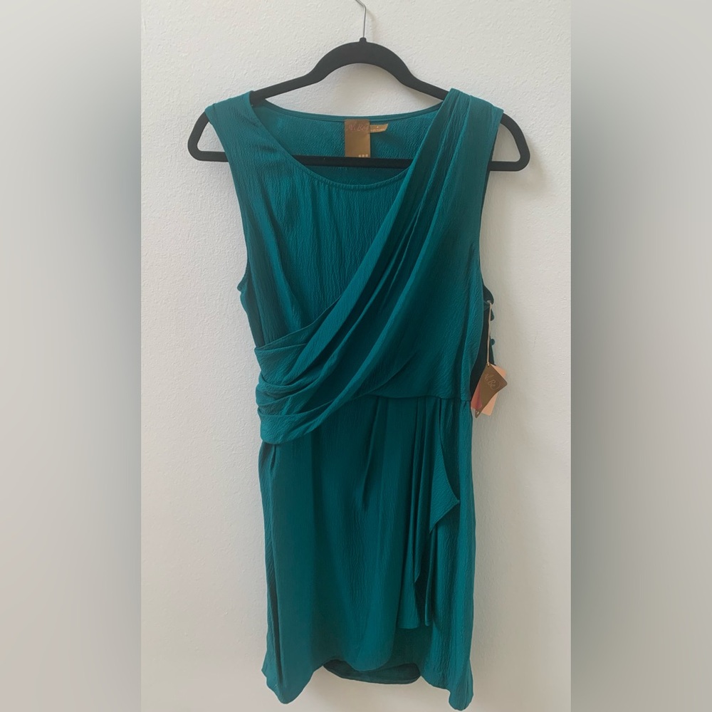 SZ 4 Ali Ro Sleeveless Dress Color/Everglade 100% Silk  Dry Clean
